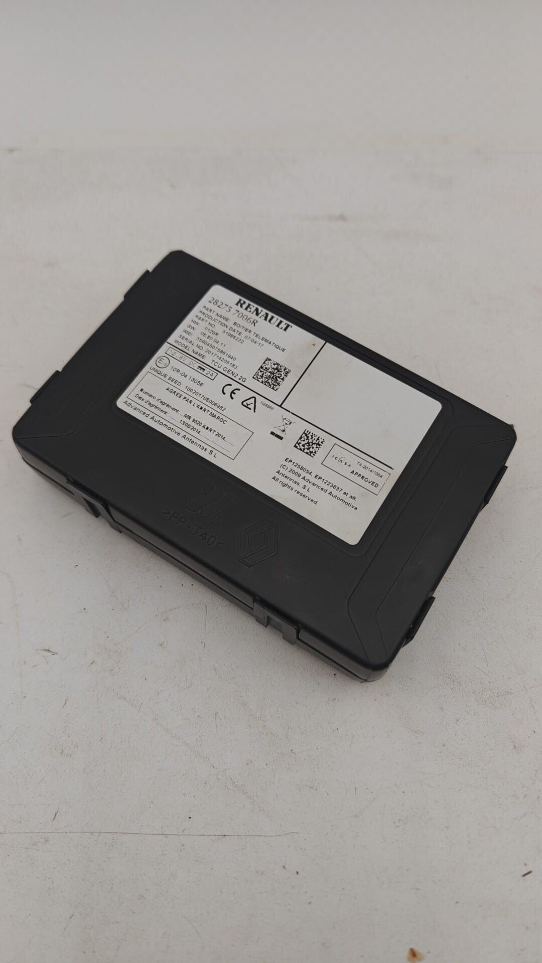 282757006R boitier télématique RENAULT MEGANE IV