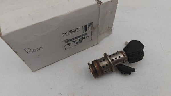 Injecteur AdBlue pour Citroen C4 Picasso II DS5 Peugeot 2008 BlueHDI 9802763880