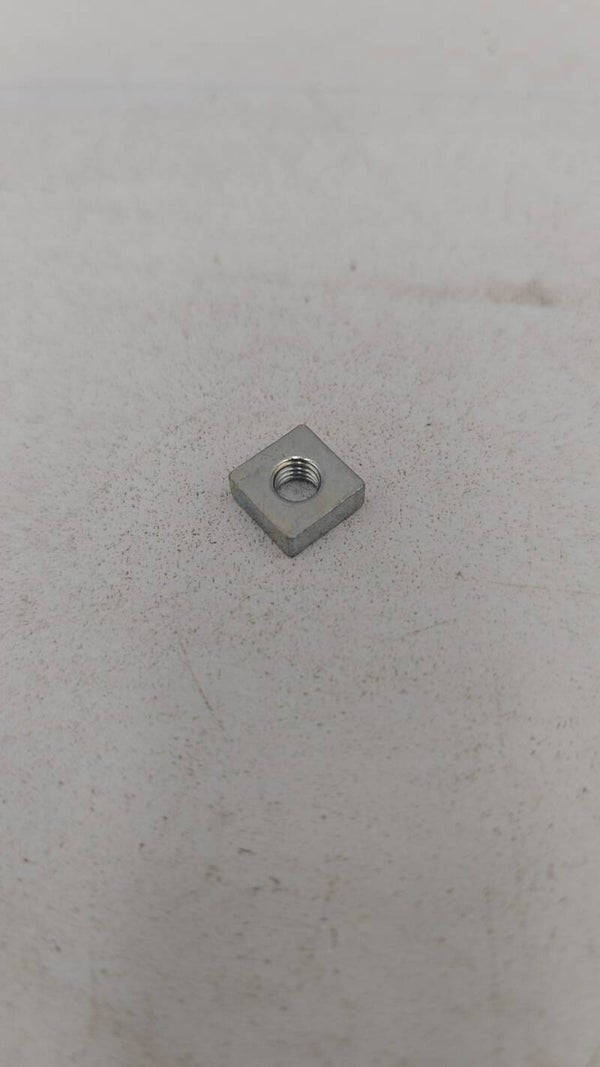 Écrou Boîte Filtre à Air Renault Clio MK2 2 Série Kangoo Megane 7701056220