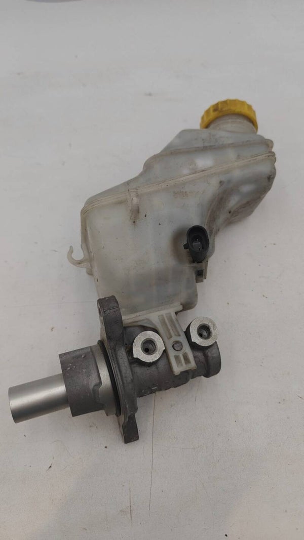 Maitre cylindre avec bocal - ALFA-ROMEO MITO 1.3JTDM 95CV - Réf : 0204051107