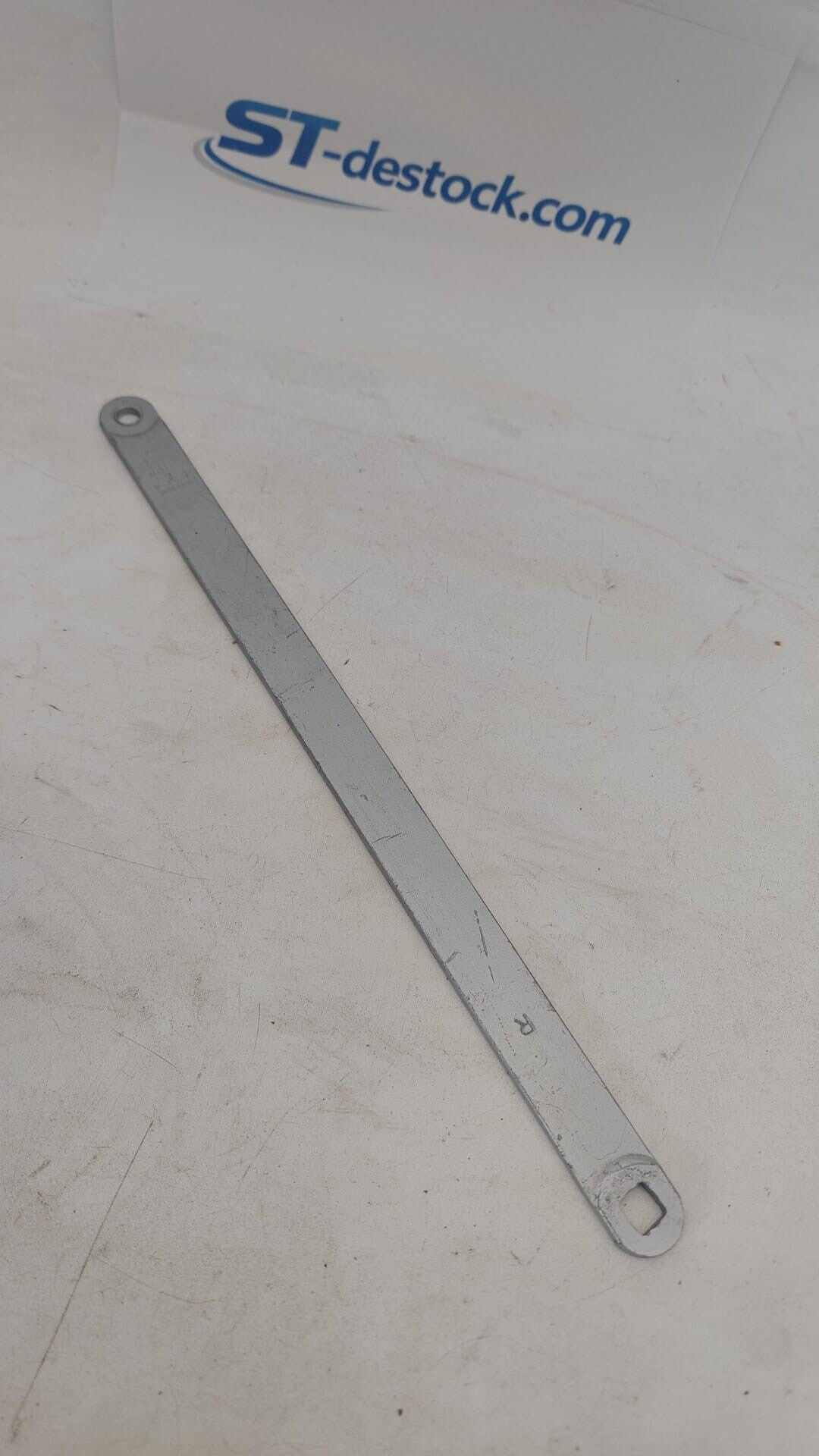 Bras de compas ciseaux dorma longueur totale 40cm