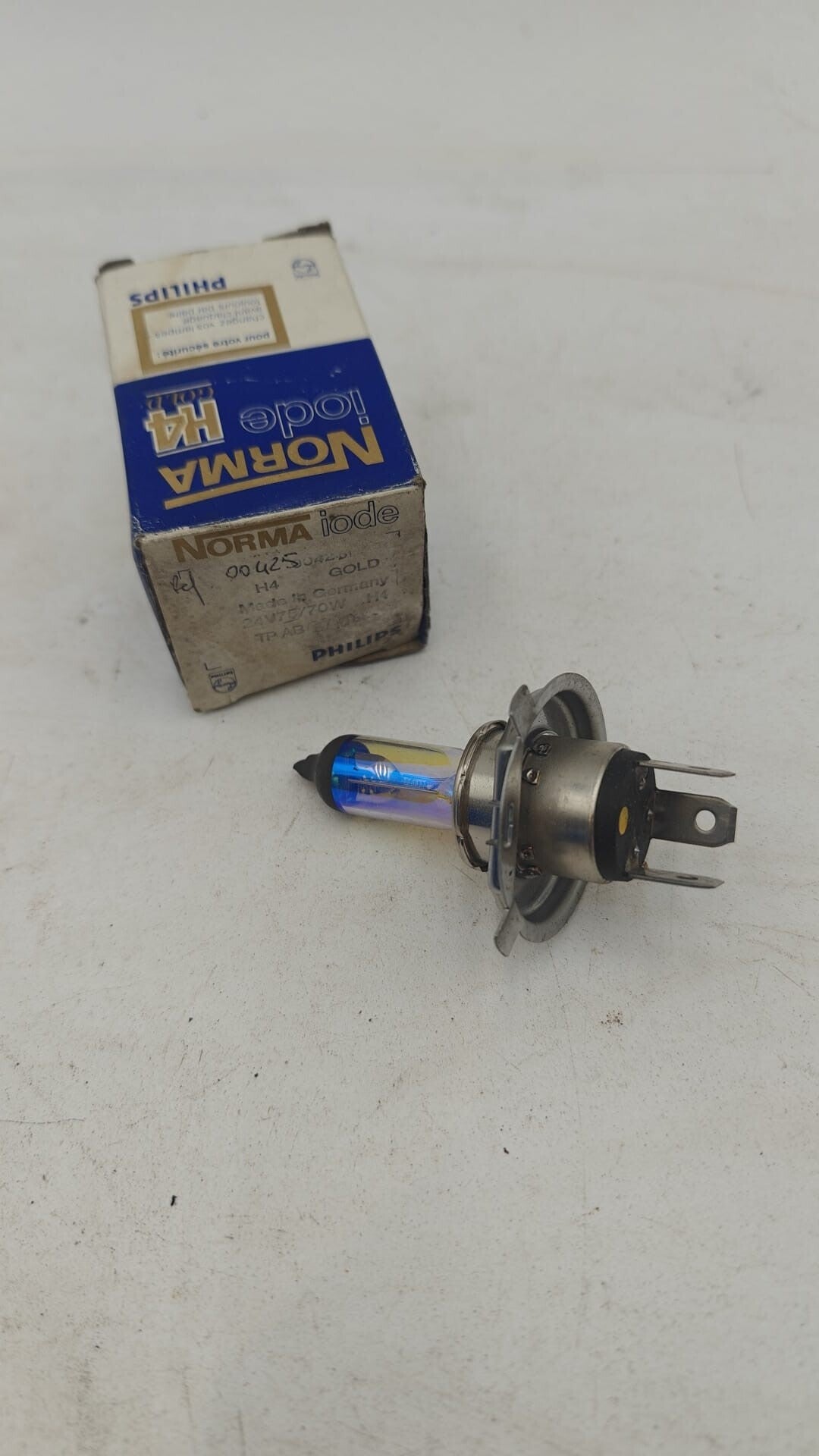 Ampoule Norma Iodé H4 gold 24V 75/70W
