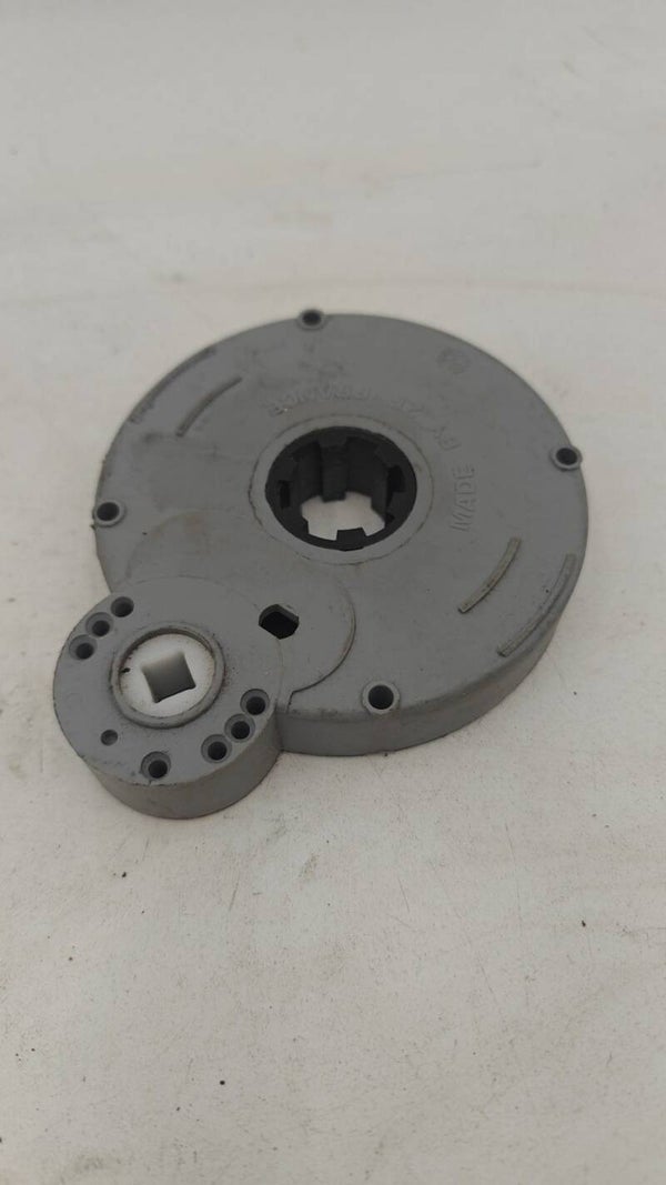 TREUIL à Sortie Latérale Rapport 1/7 entré carré 8mm Crabot ZF réglé droit - Réf. ZF C270A