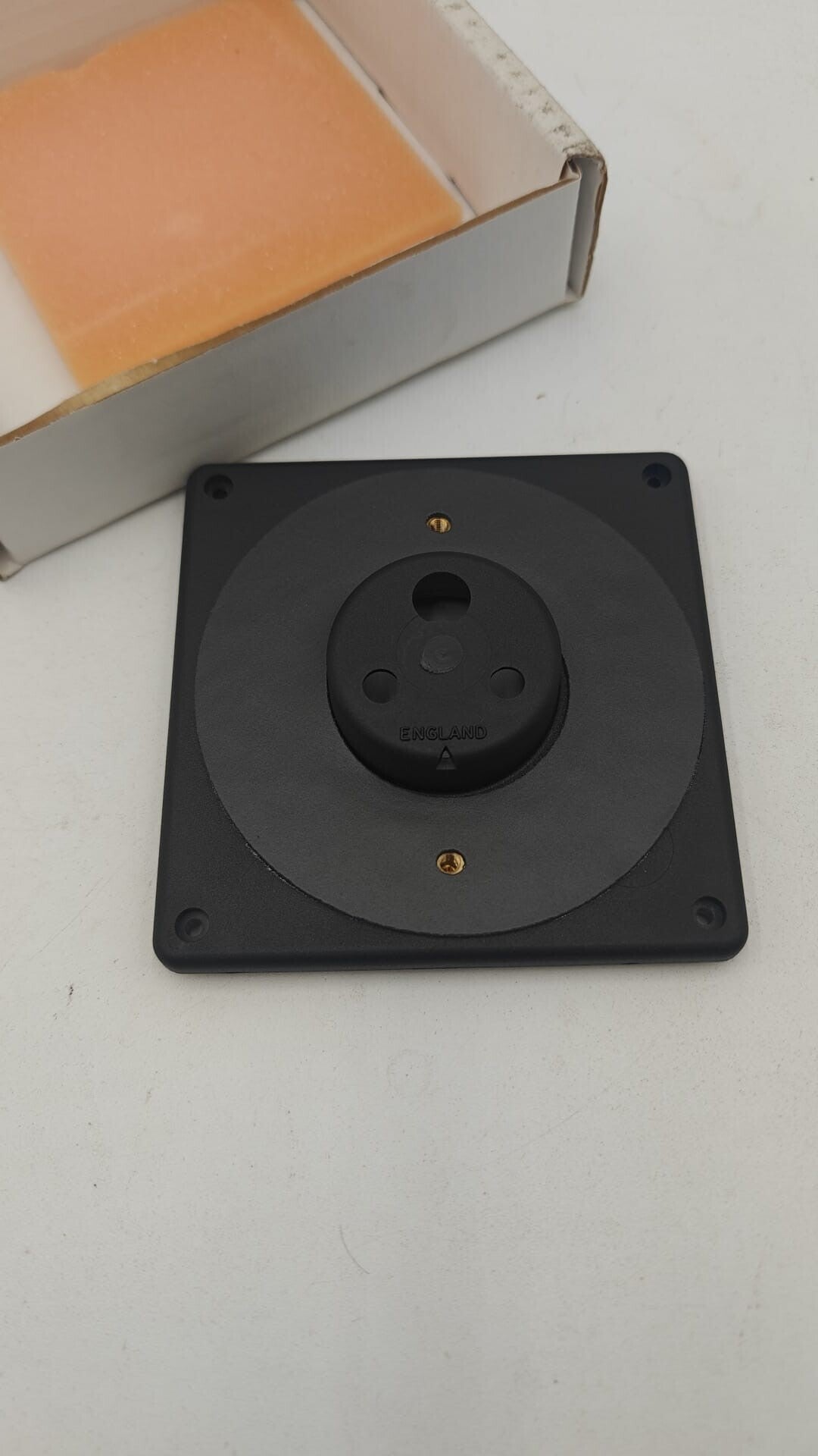 Partie arrière Raymarine ST50 W022