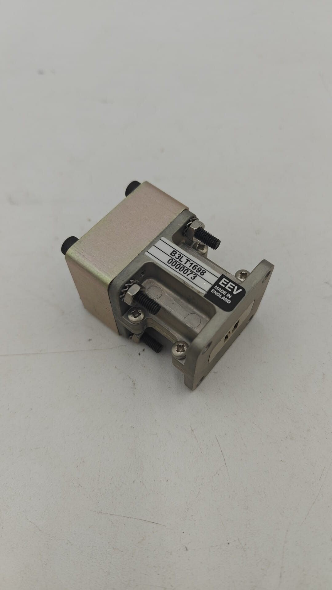 b3lt1698 magnetron EEv