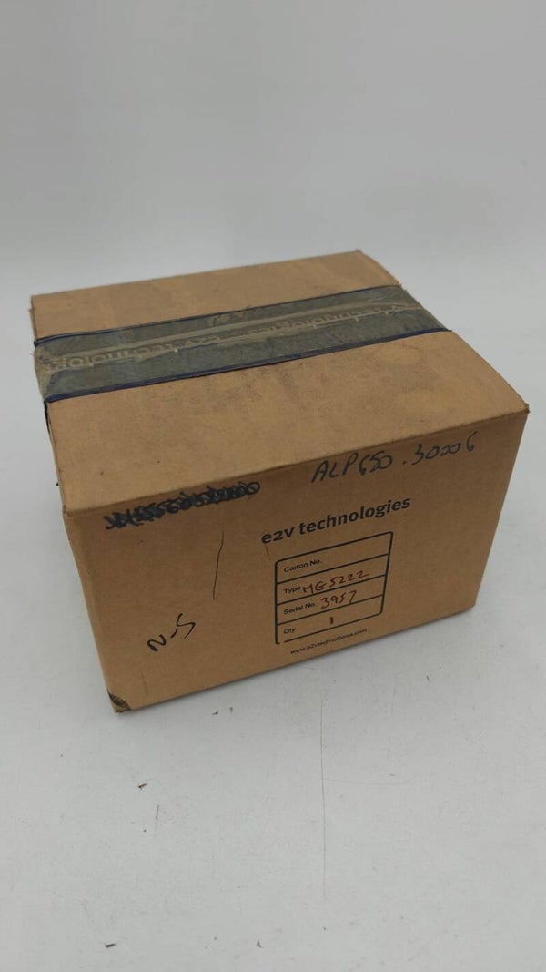 Magnetron EEV MG5222 par technologie E2V