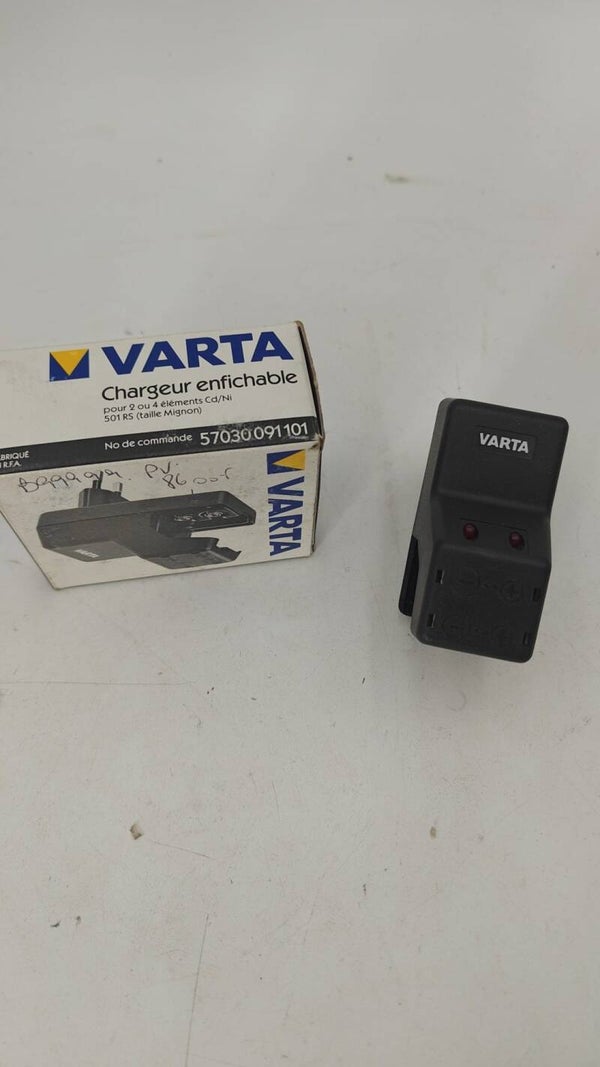 Chargeur enfichable de piles Varta taille AA
