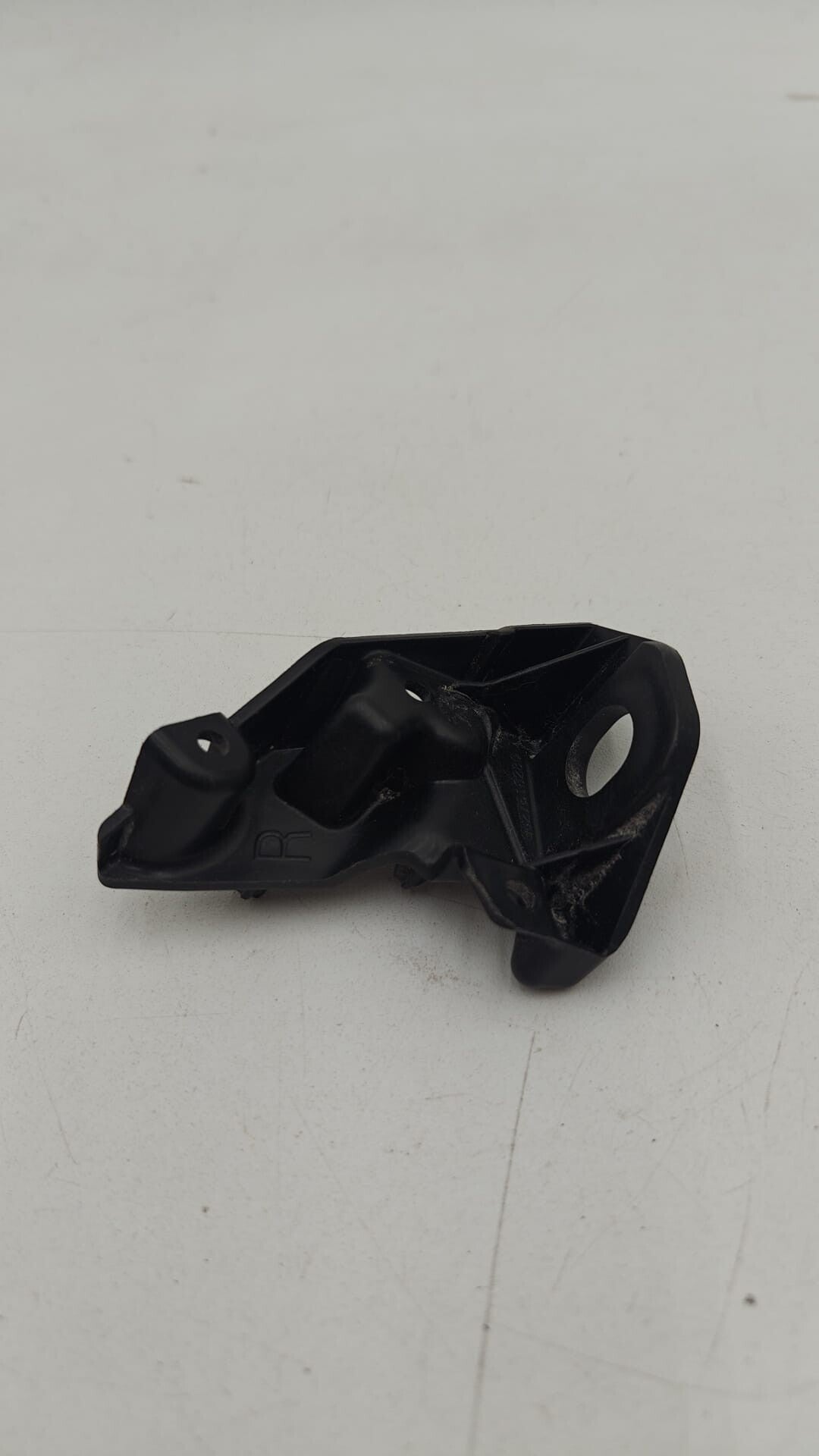 VÉRITABLE PEUGEOT 208 2008 2020 - SUPPORT DE RÉPARATION DE PHARE DROIT -N° D’ORIGINE : 1656169580