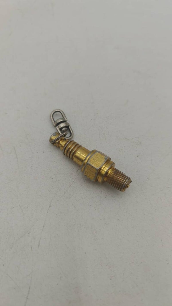 Porte-clés vintage en métal en forme de bougie d'allumage Champion