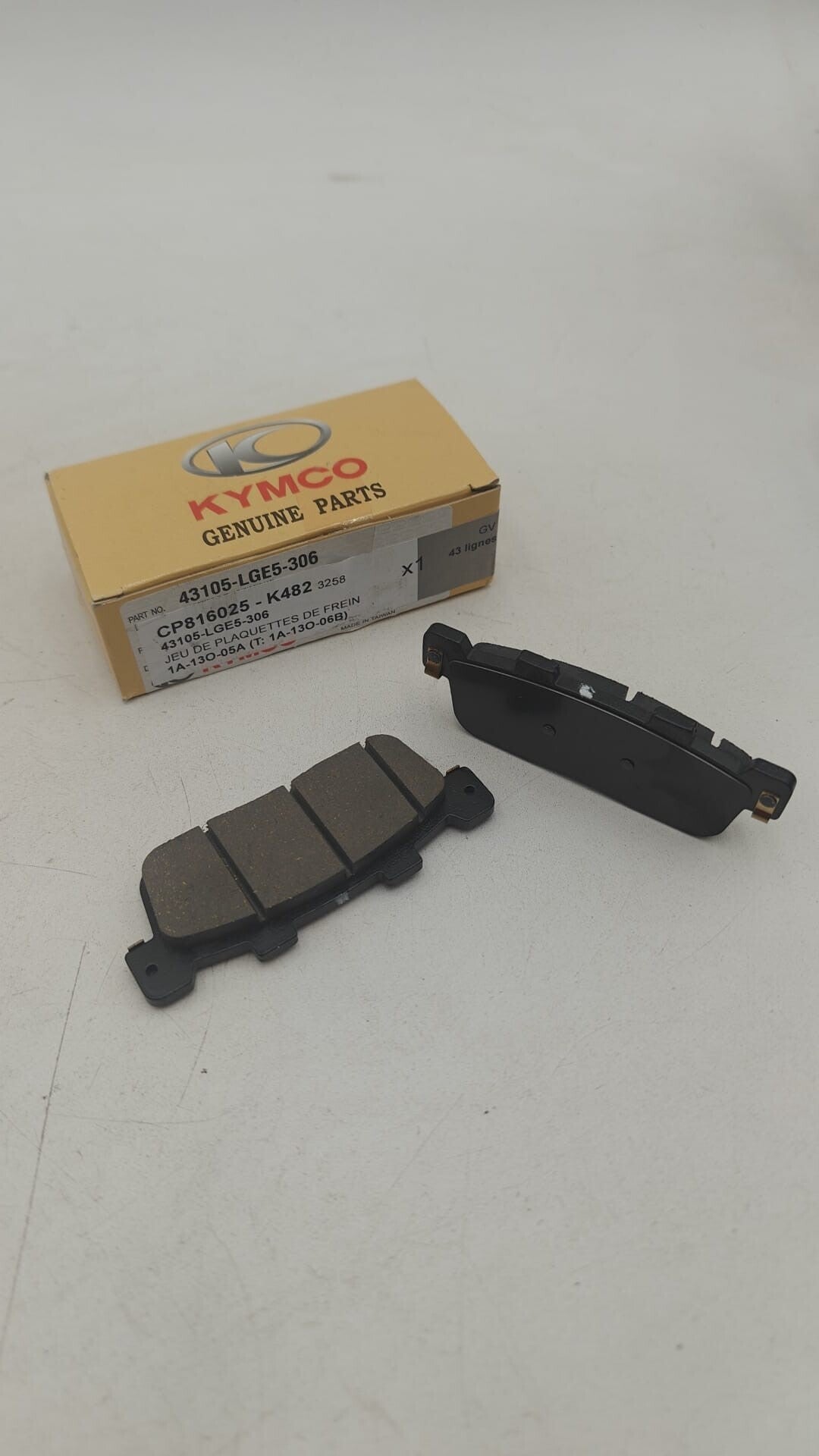 43105-LGE5-306 - JEU DE PLAQUETTES DE FREIN KYMCO