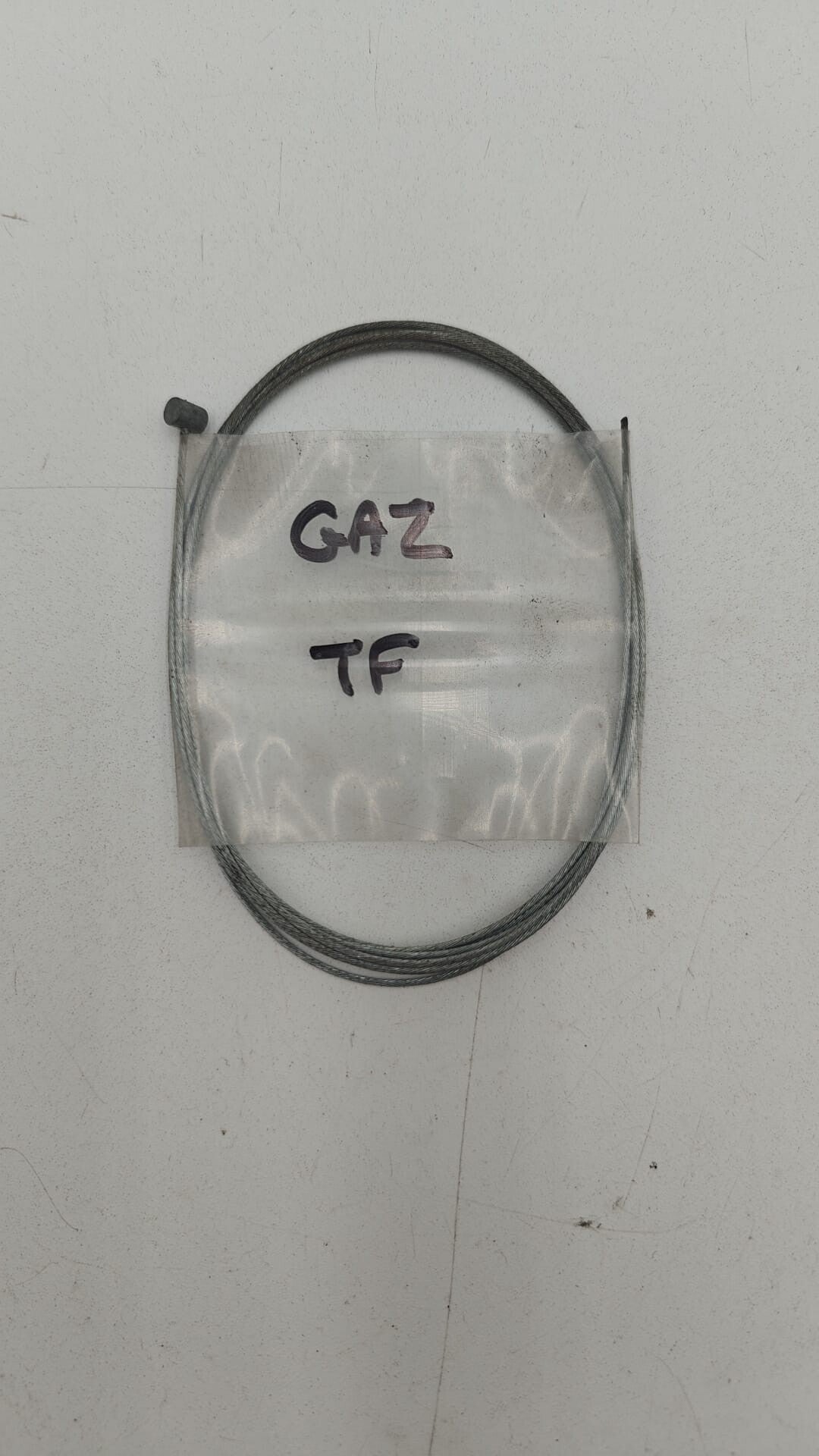 Câble ou gaine origine pour Auto Piaggio 50 1992 à 1995 271567 /070891 / 140cm