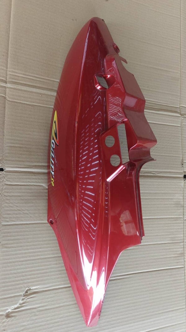 Coque arrière droite origine pour Scooter Kymco 50 Agility 83500-LCB9-C000-CK