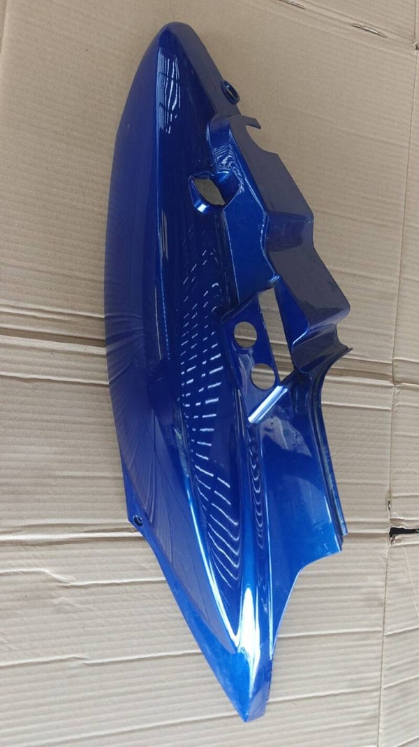 Coque arrière droite origine pour Scooter Kymco 50 Agility 83500-LCB9-C000-CK