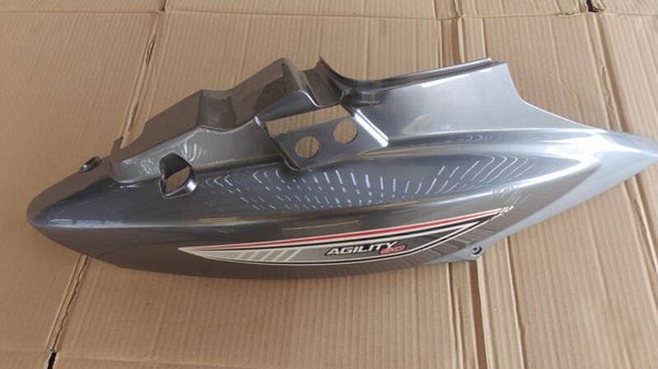 Coque arrière droite origine pour Scooter Kymco 50 Agility 83500-LCB9-C000-CK