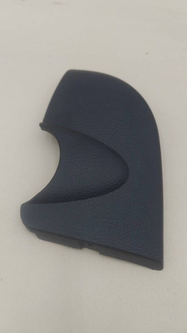 Capot de boite à gant PIAGGIO, droite pour Vespa ET2/​ET4 575424000L