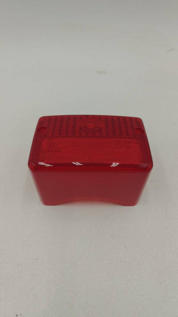 Cabochon de feu arrière Piaggio 810631