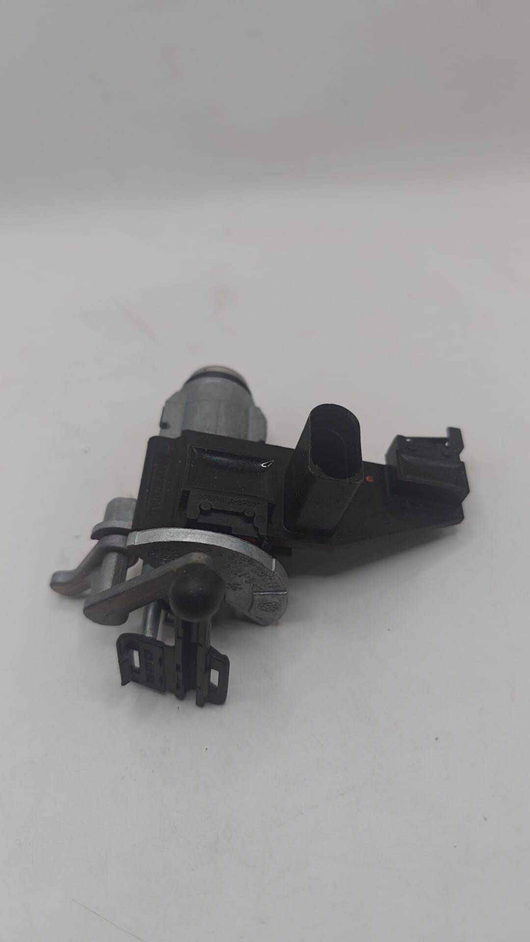 Volkswagen Polo Serrure de hayon 6Q0962103