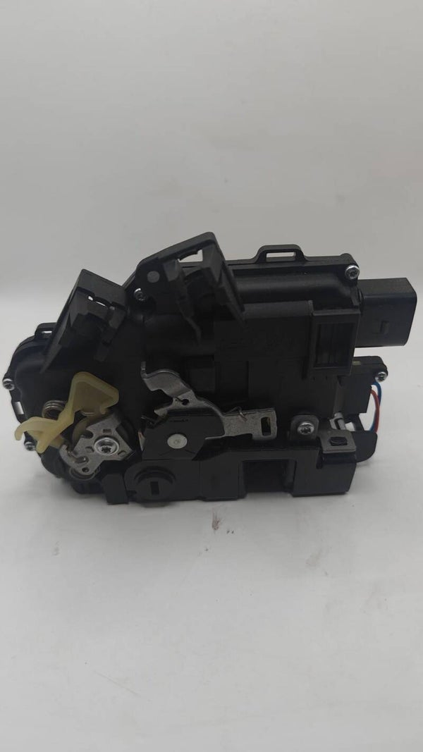 Serrure A6 98-05 Arrière Gauche 4B0839015G origine Volkswagen