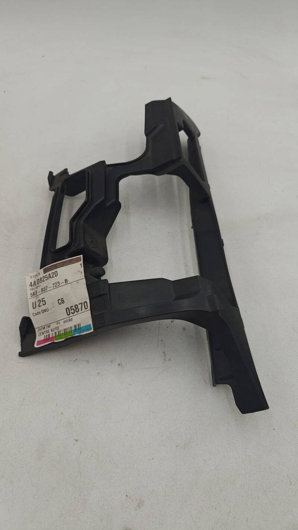 Guide pare choc avant gauche Golf VI 5K MK6 - 5K0807723B