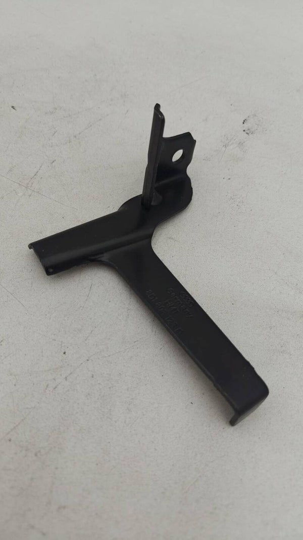VW TOURAN 1T1, 1T2 Support de Batterie 8D1803123D