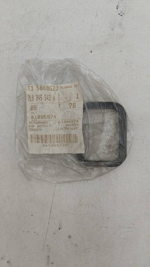 Plaque de retenue pour retroviseur interieur 7L0845543A