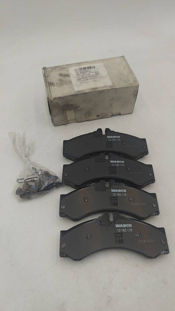 Plaquettes de frein LT avant origine 2D0698151A