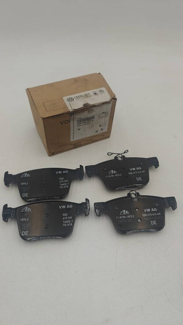 Plaquettes de frein origine AUDI pour A3 5Q0698451N