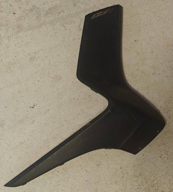 CACHE PLASTIQUE LATERAL 64305-LEA7-E000 DINKSTREET KYMCO 300i 2012