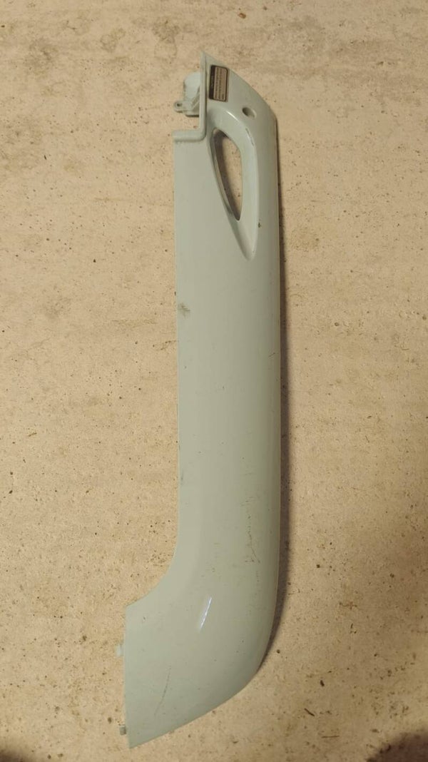 Panneau inférieur gauche Kymco Like 50/125 64306-LGR5-E000-IT