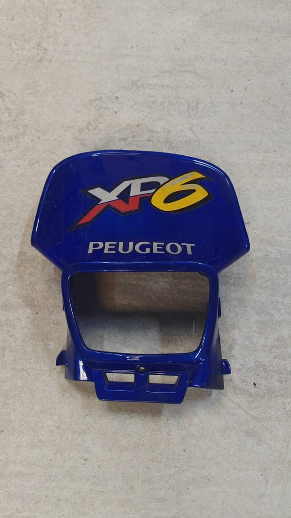 Face avant Peugeot XP6