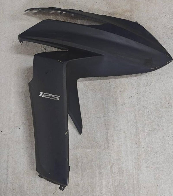 Carénage côté gauche KYMCO XTOWN 125i/300i 2020 64303-ABD2-C000