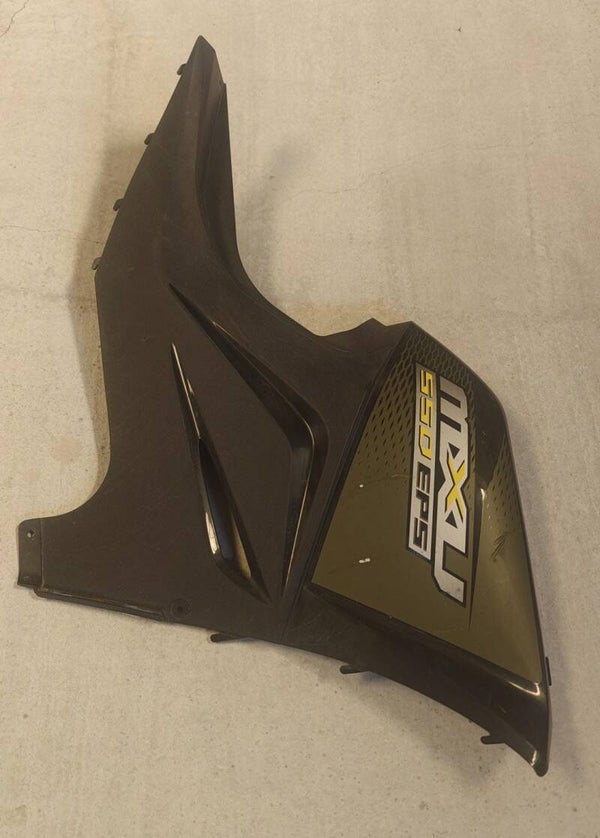 Cache flanc de carenage KYMCO MXU 550 83500-AGA8-E000