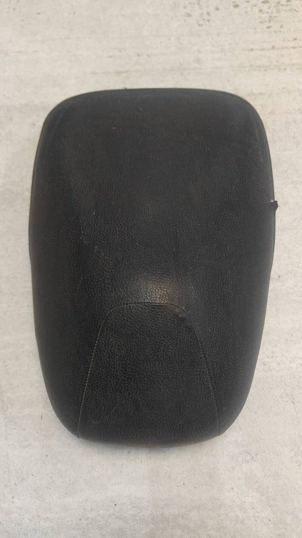 Selle pilote Kymco agility 77200-LCB9-C000-CK abîmé