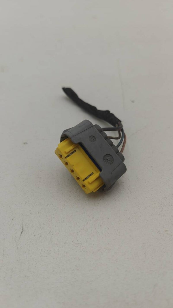Prise Feu arrière extérieure Droit RENAULT MEGANE 3  265500007R