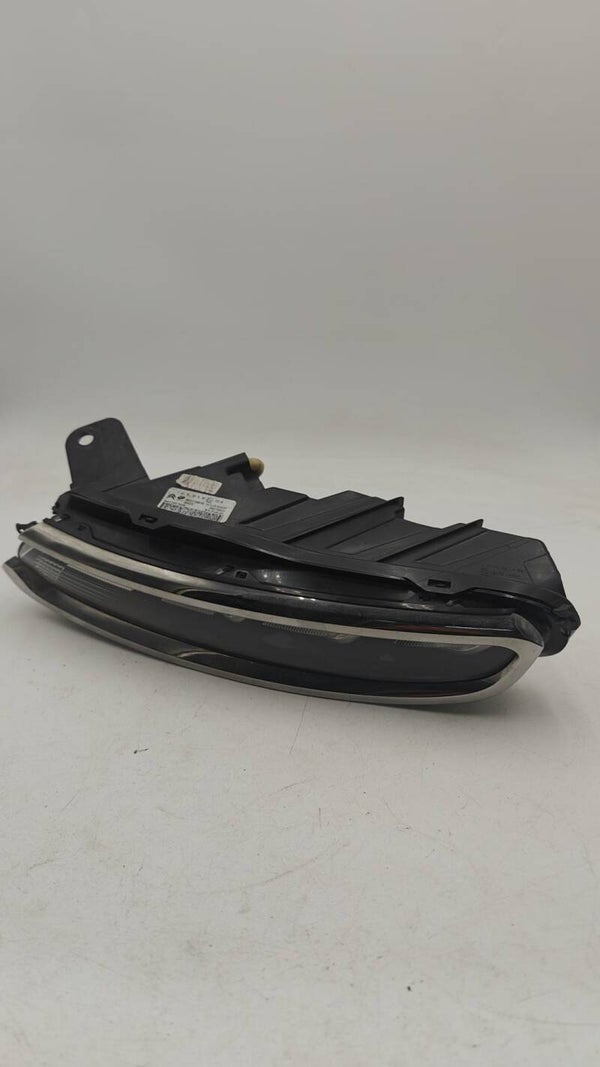 Feu diurne avant gauche CITROEN C3 3 PHASE 1 9823313080