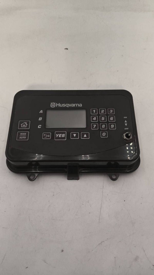 Clavier avec partie boîtier pour 220AC. Husqvarna
