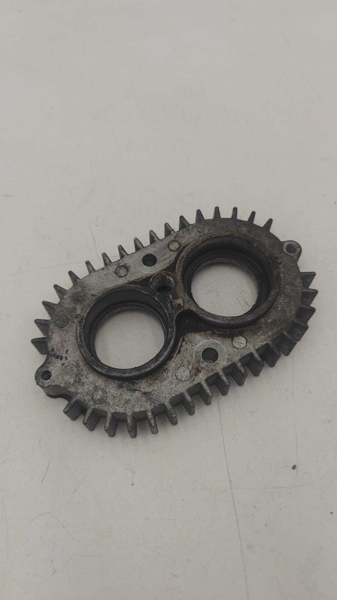 DEMI CARTER DE BOITIER TRANSMISSION INVERSEUR TRACTEUR TONDEUSE HUSQVARNA 583527601 - 583 52 76-01 - 532 43 81-66 - 532438166
