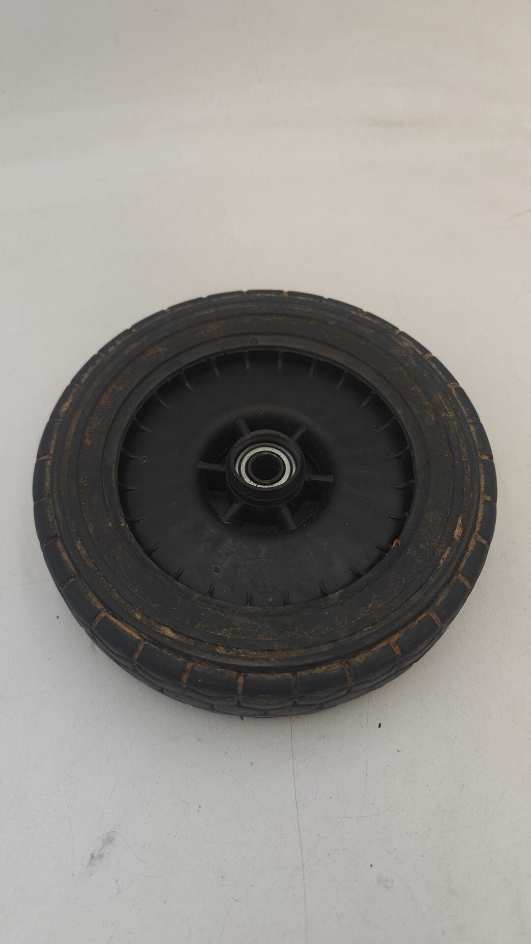 Roue en plastique pour tondeuse Honda HRD