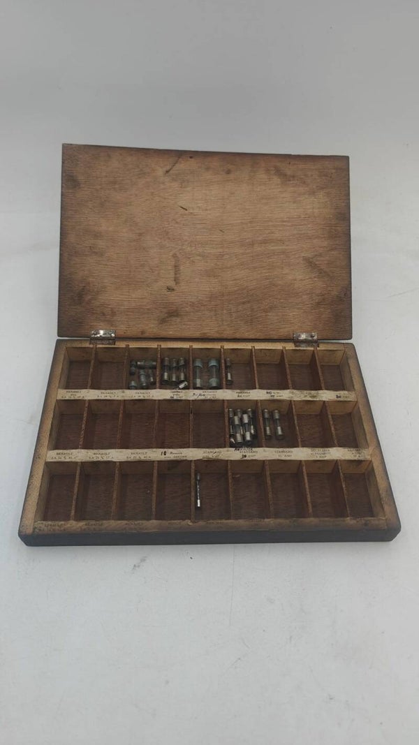 Boîte de rangement pour fusible en bois