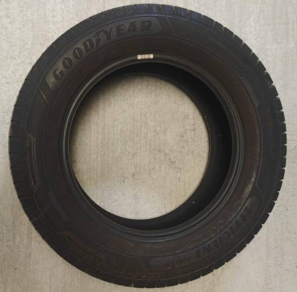Pneu Goodyear efficient grip 215/65R16C 109/107T occasion