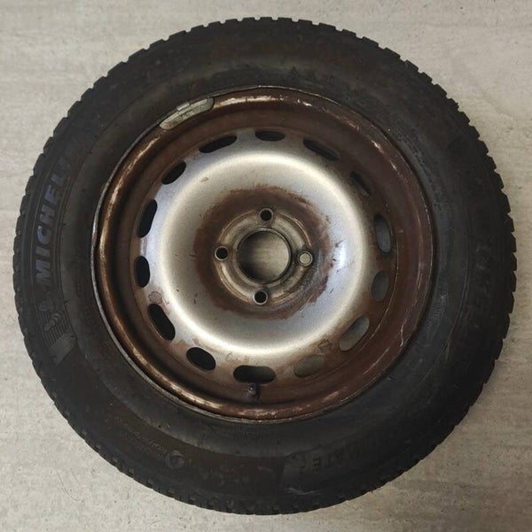 Roue complète 195/65R15 avec pneu Michelin crossclimate2