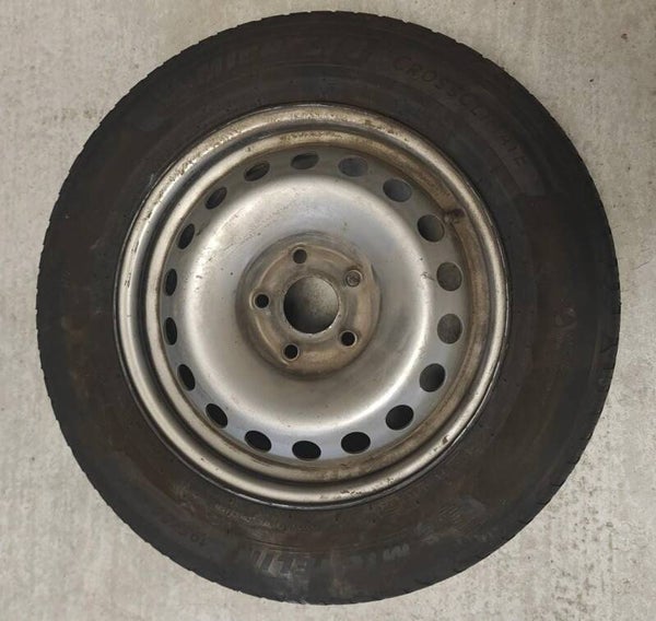 Roue complète avec pneu crossclimate2 Michelin 195/65R15
