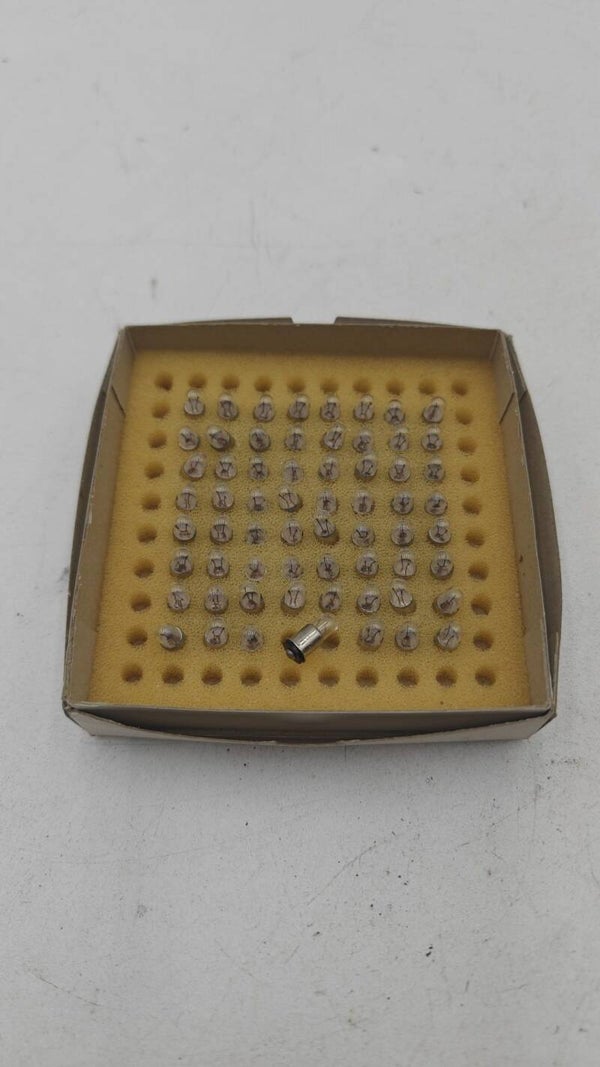 Lot de 63 ampoules 6 volts 200 mA