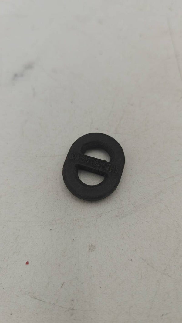 Bague en caoutchouc Mercedes-Benz A6110940385