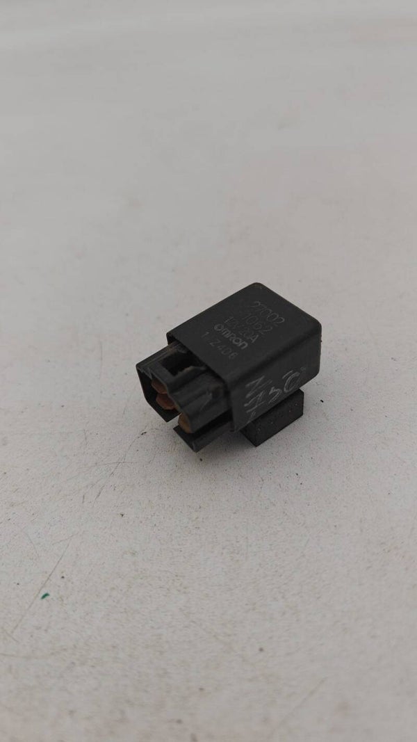 Relais OMRON 27002-1062 HONDA XLV 125 VARADERO KAWASAKI Z 750 ZX6R NINJA ZX9R