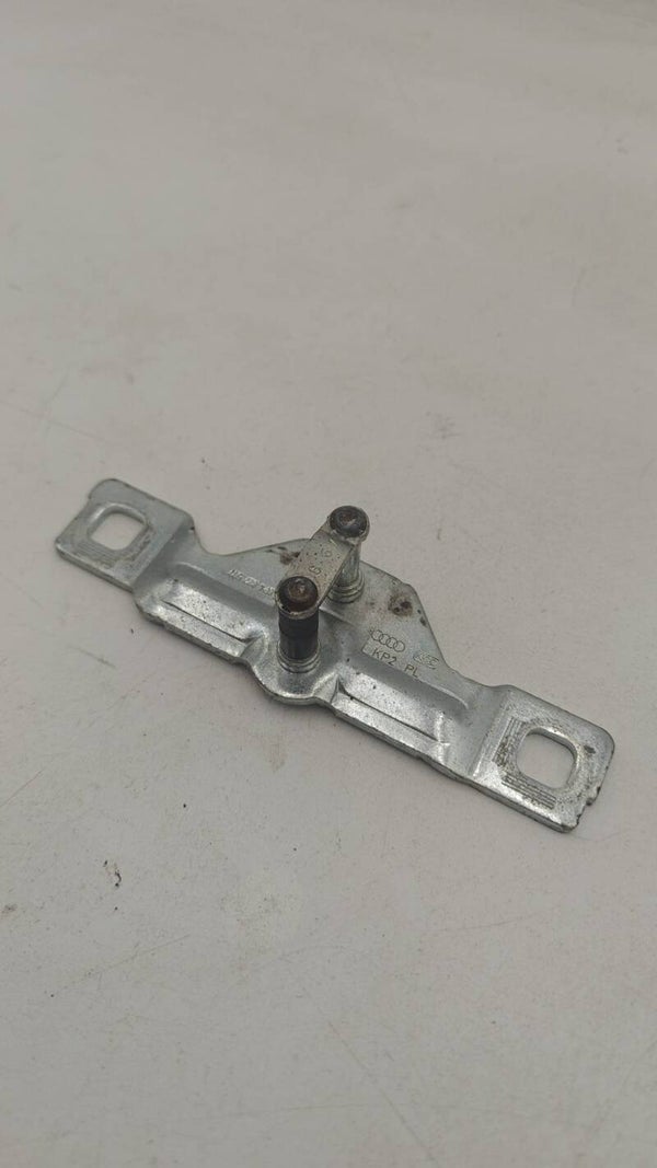Audi A4 S4 B7 8E 8H Serrure de loquet coffre 8P4827507