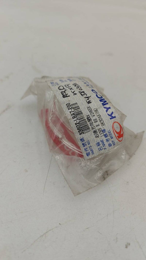 Cabochon clignotant arrière droit Kymco KXR 33602-LBA7-E00