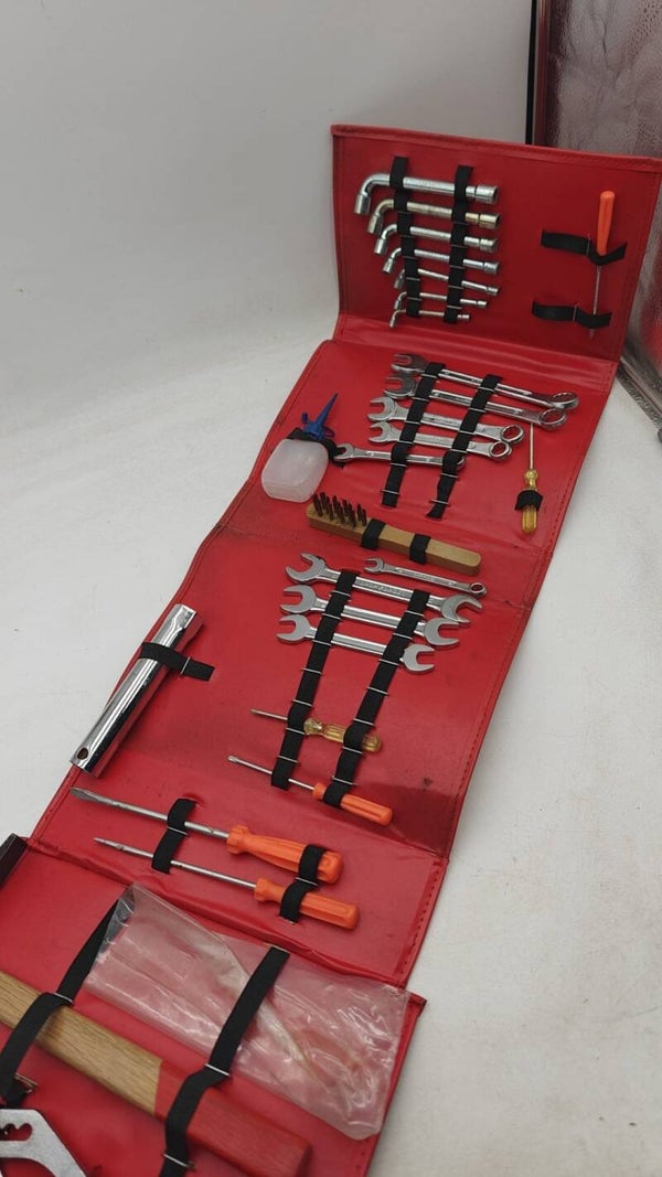 Caisse trousse à outils pour voiture ancienne