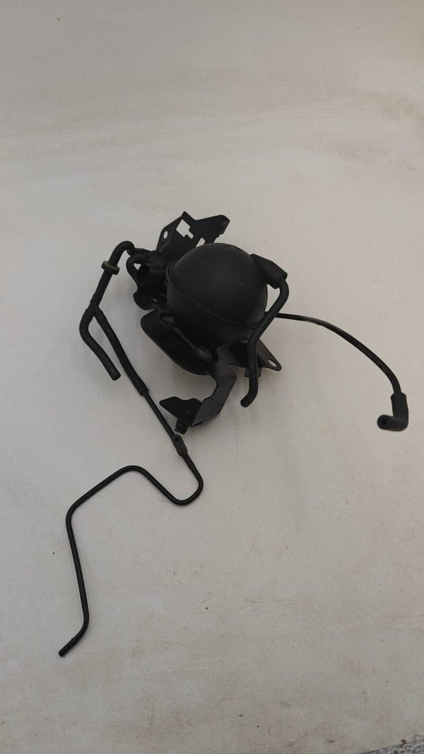 AUDI A4 8K B8 / 2.0TDI 143PS / RÉSERVOIR À VIDE 036131133D