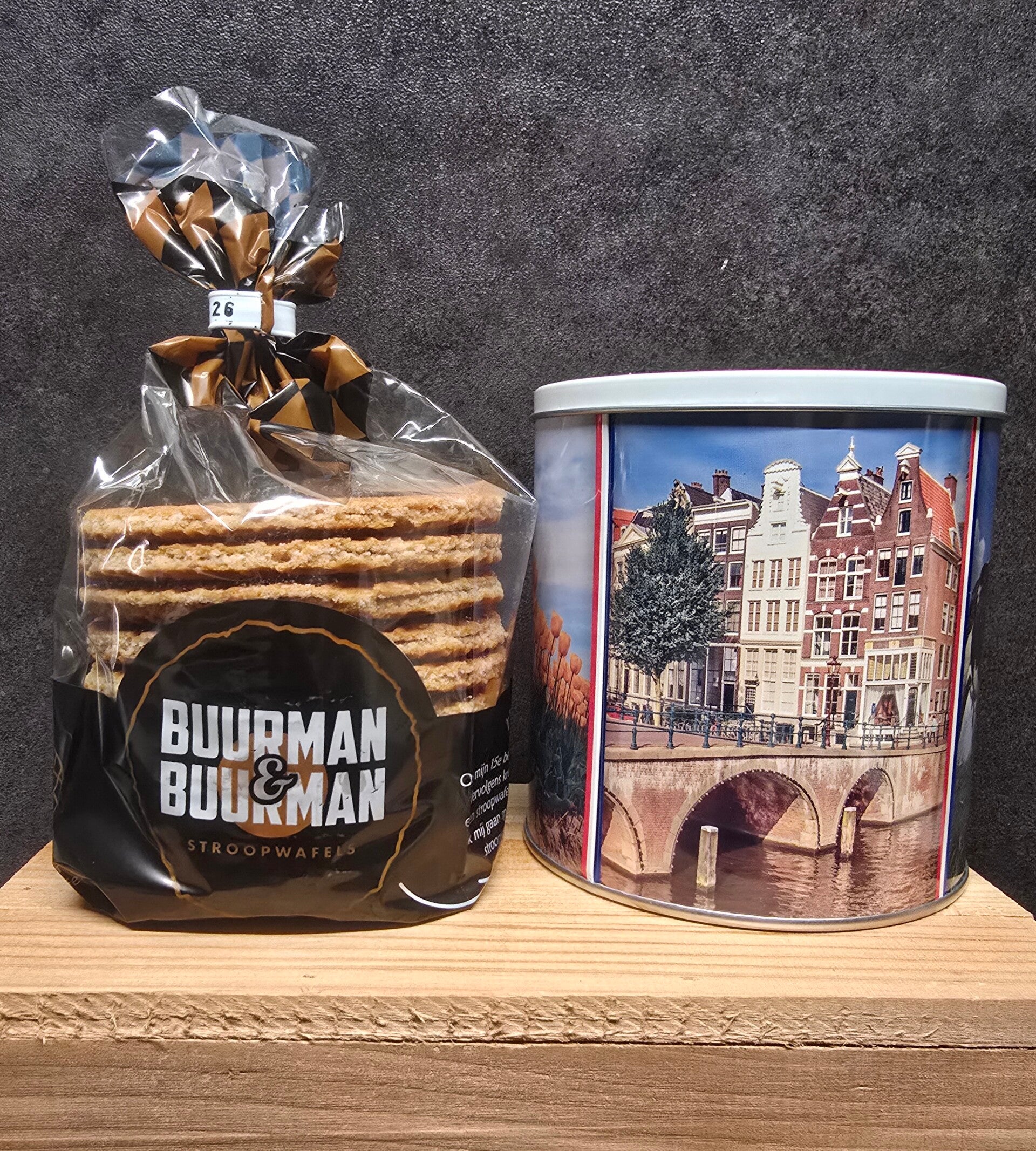 Pakje stroopwafels in blik